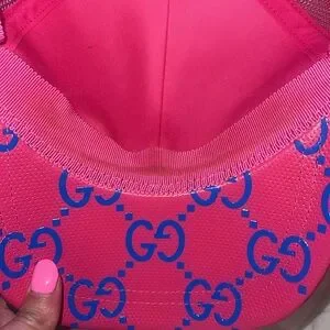 Gucci | Accessories | Gucci Vibrant Pink Cap With Blue Logo  display picture 1